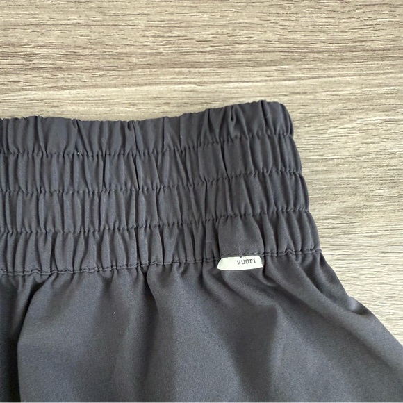 Vuori Wide Leg Villa Pant Black XS, 28” inseam - Picture 7 of 8